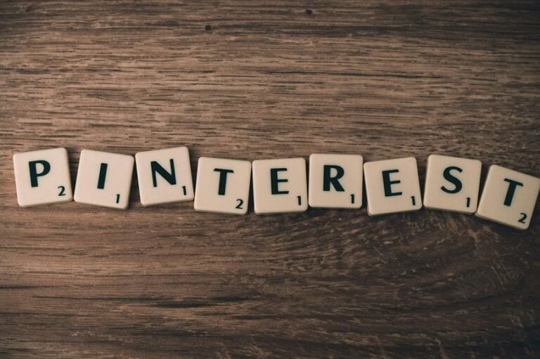 monetizing social media strategies